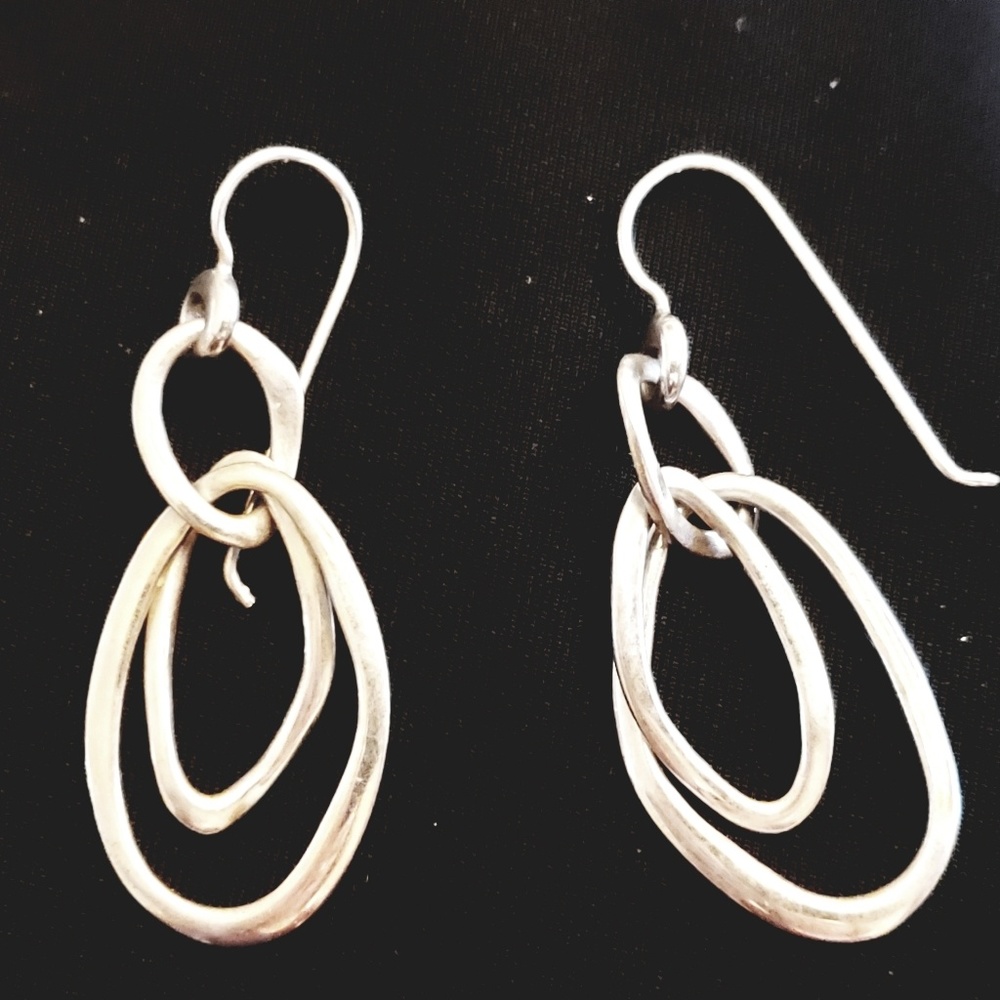 Silpada silver dangle earrings